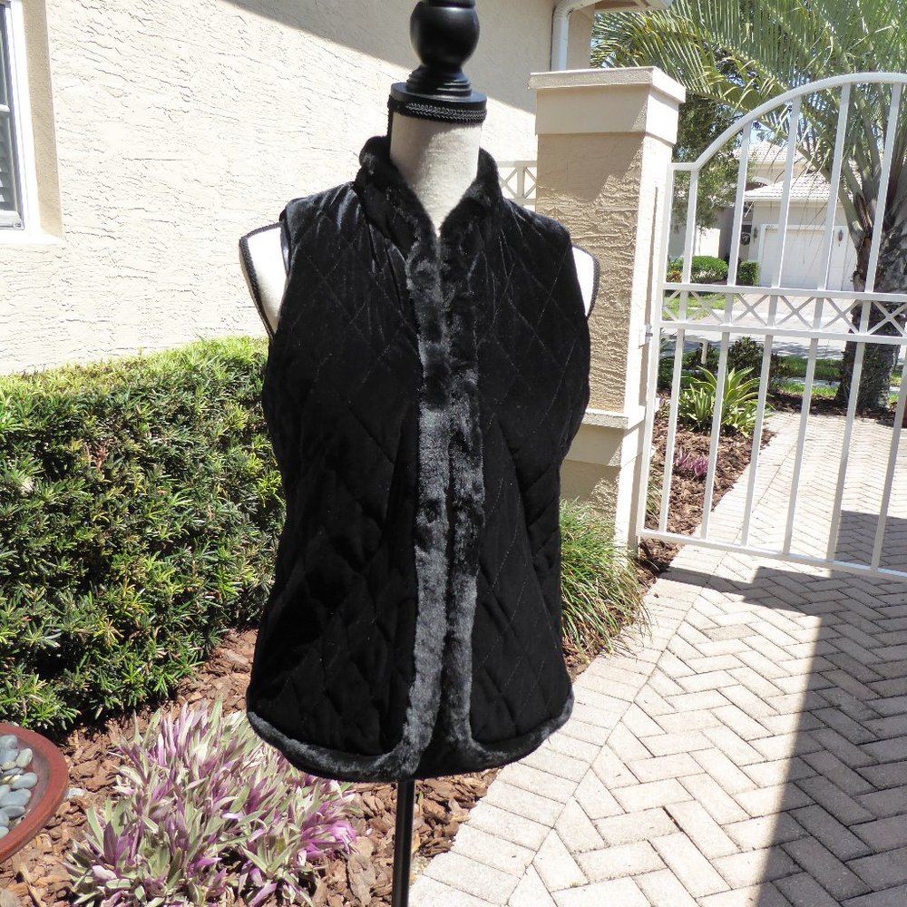 Chico's Quilted Vest Sleeveless Jacket Size 0